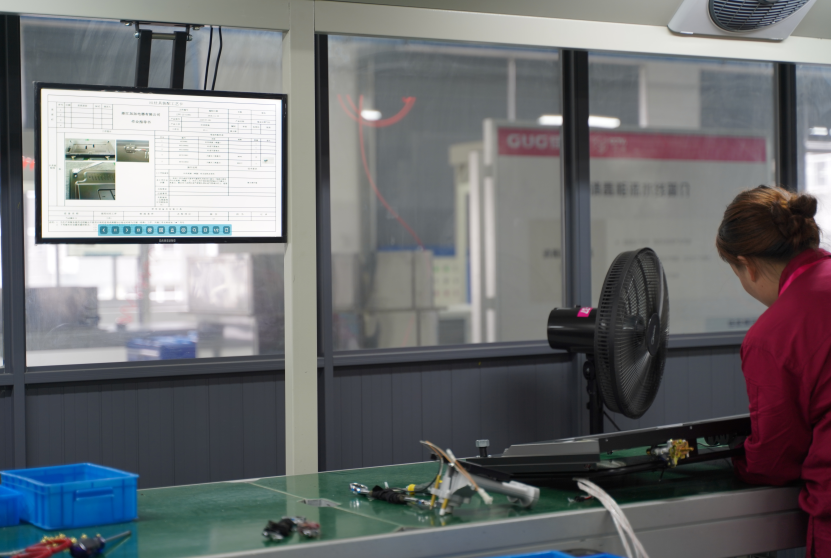 今天，一不小心就潛入了一家工廠……