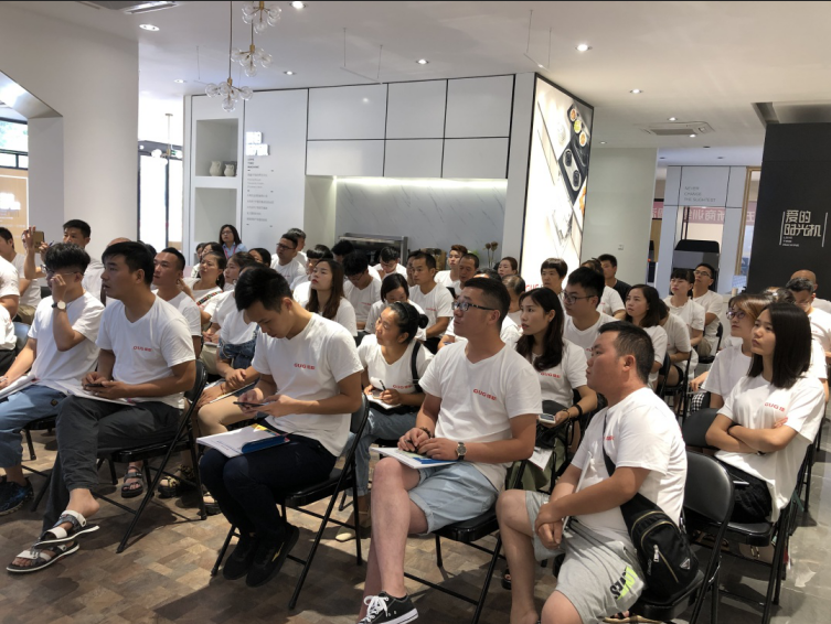 烈日炎炎，學(xué)無(wú)止境——佳歌集成灶第五屆導(dǎo)購(gòu)培訓(xùn)及售后服務(wù)專項(xiàng)培訓(xùn)圓滿結(jié)束