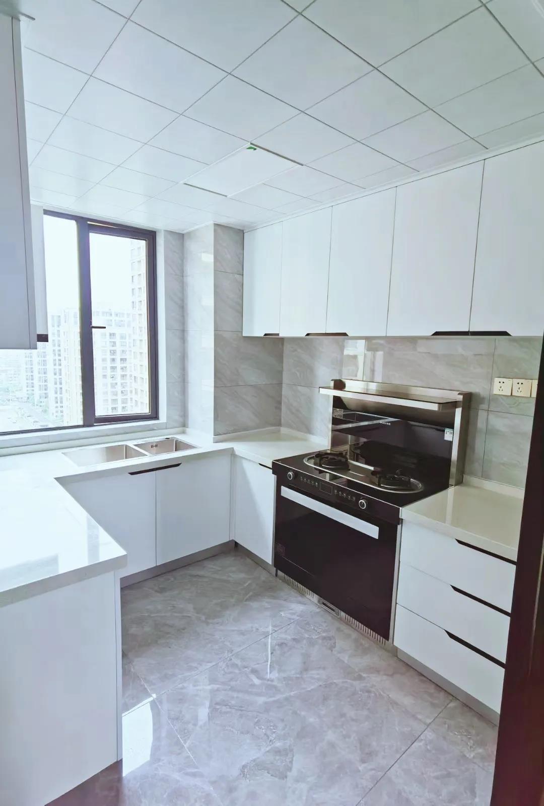 白色廚房不耐臟？佳歌集成灶讓你裝修更隨心！