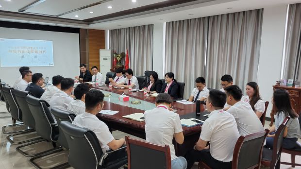 佳歌集成灶召開“財(cái)富佳速 佟創(chuàng)未來”主題招商活動(dòng)總結(jié)暨表彰大會(huì)