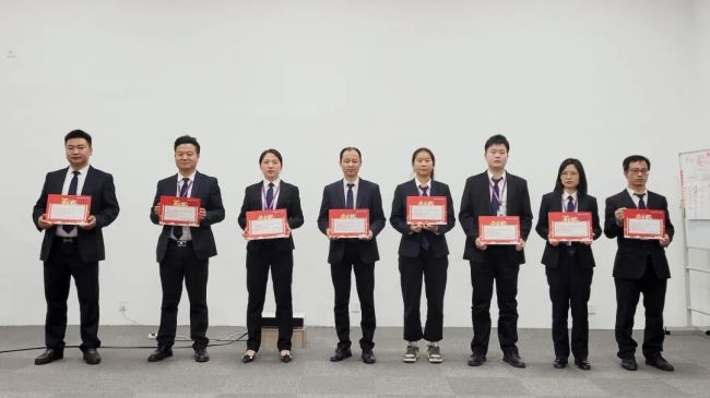 佳歌集成灶第二屆【千店大商】財(cái)富峰會(huì)啟動(dòng)會(huì)順利召開！