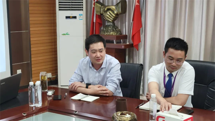 佳歌集成灶月度銷售工作總結(jié)暨表彰會議順利舉行 佳歌集成灶月度銷售工作總結(jié)暨表彰會議順利舉行